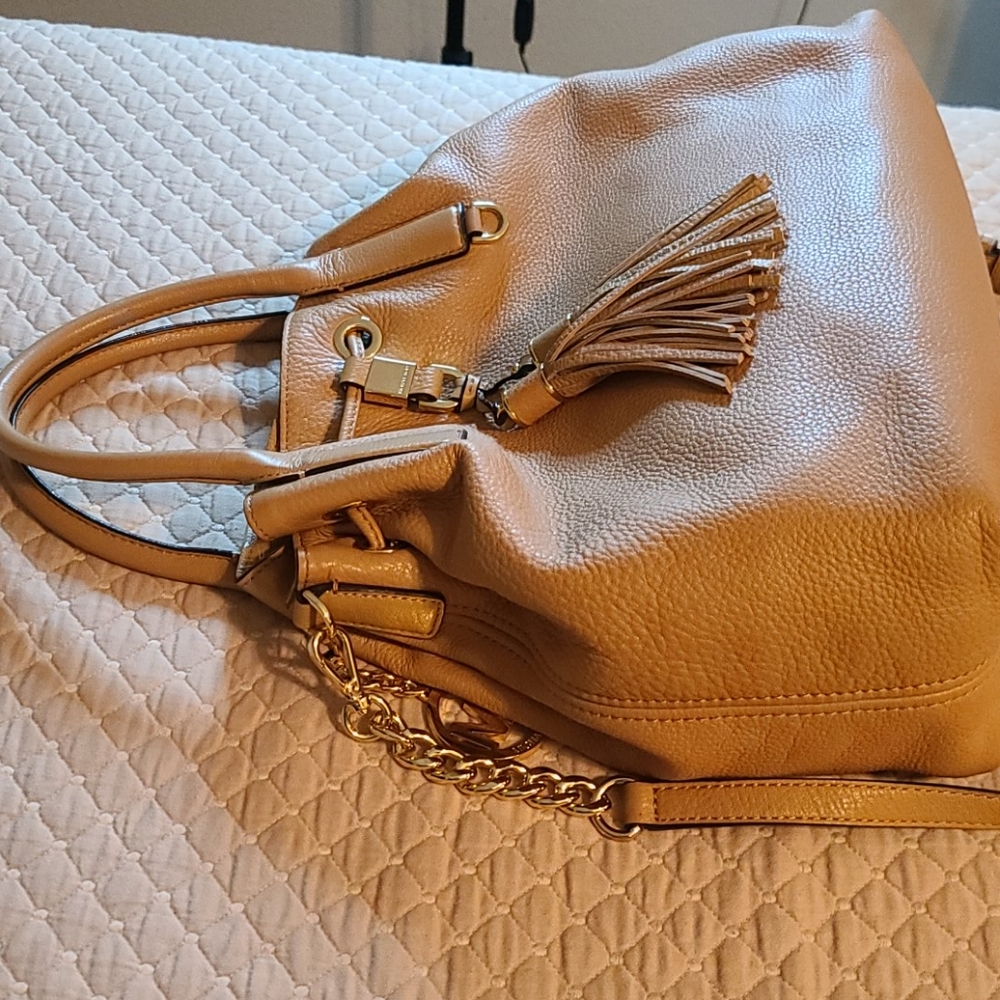 Michael kors large satchel hand bag 👜